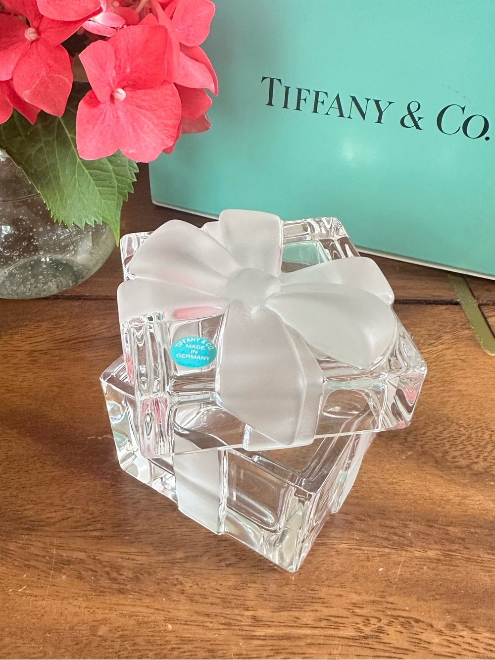 Tiffany & Co Crystal 3x3 Trinket Box Frosted Bow Jewelry Box w/ Tiffany Blue Box - Picture 4 of 12
